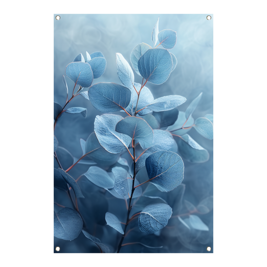 Elegante blauwe eucalyptus bladeren in minimalistische stijl tuinposter