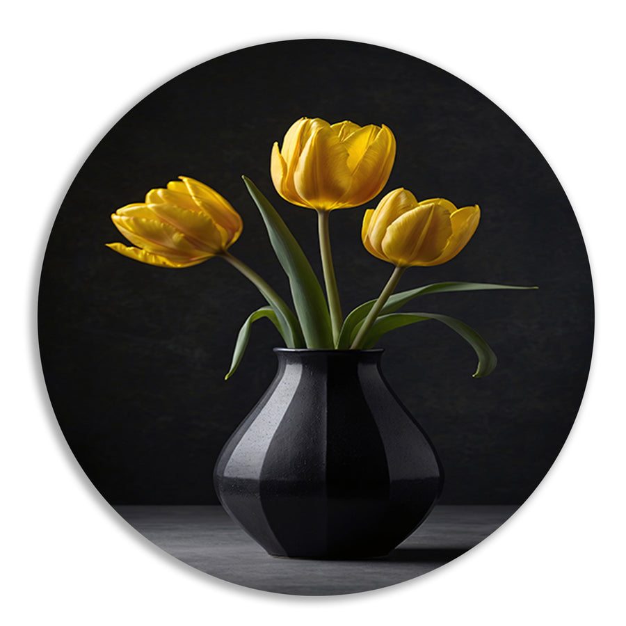 Gele tulpen in een elegante zwarte vaas forex muurcirkel