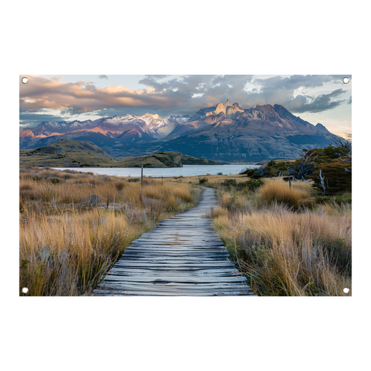 Prachtig Patagonisch landschap met houten pad tuinposter