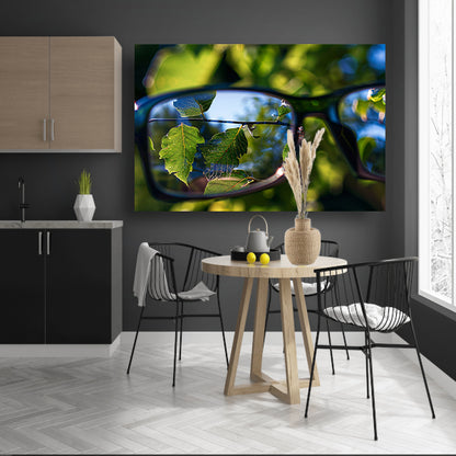 Bladeren scherp door bril gezien in natuur canvas