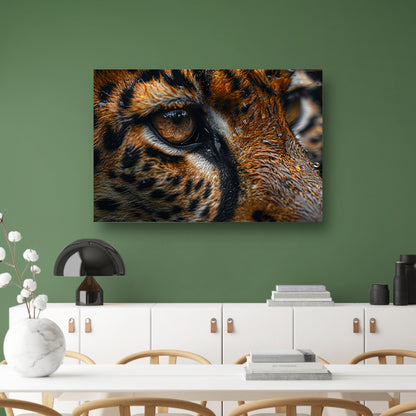 Gedetailleerde close-up van tijgeroog en vacht canvas