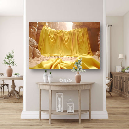 Gele doek in natuurlijke grot omgeving canvas