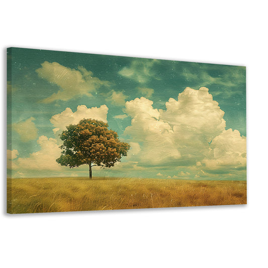 Boom in een uitgestrekt veld onder wolken canvas