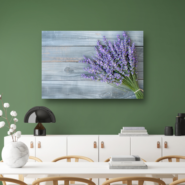 Lavendel op houten tafel canvas met baklijst