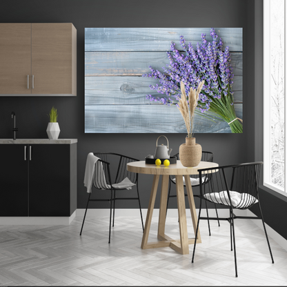 Lavendel op houten tafel canvas met baklijst