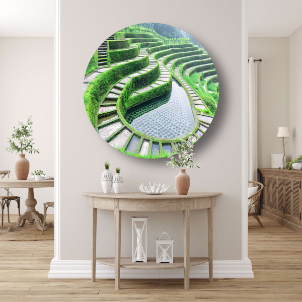 Symmetrische Trappen en Reflecterend Water aluminium muurcirkel
