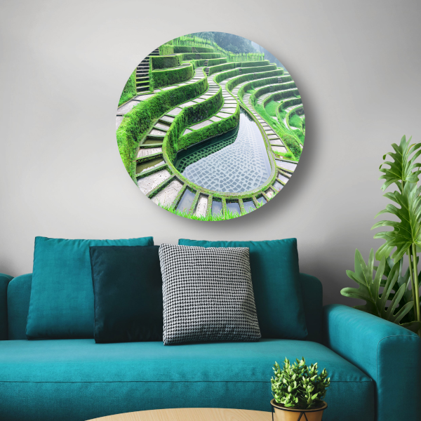 Symmetrische Trappen en Reflecterend Water aluminium muurcirkel