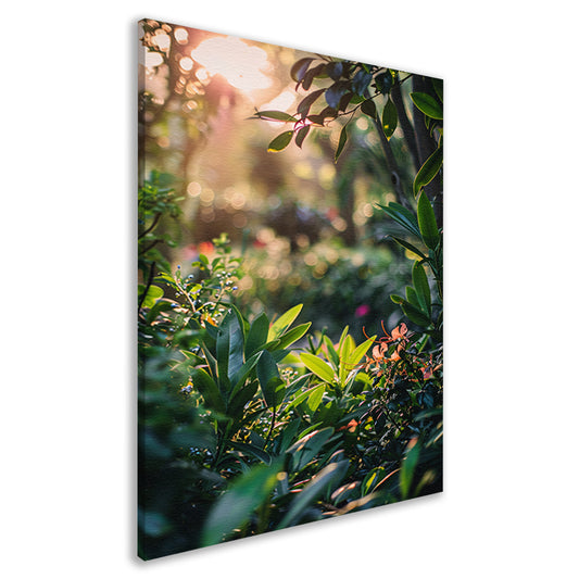 Zonnestralen door groene planten canvas