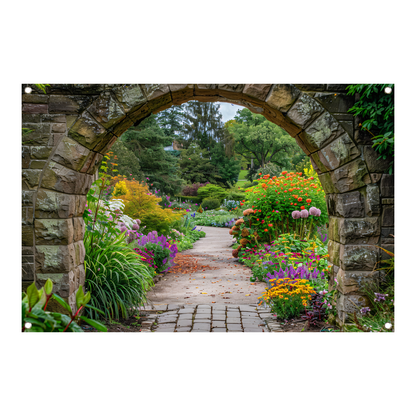 Kleurrijke Tuin door Stenen Boog tuinposter