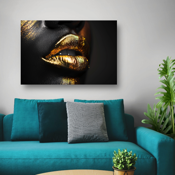 Zwarte Achtergrond met Gouden Lippen canvas met baklijst