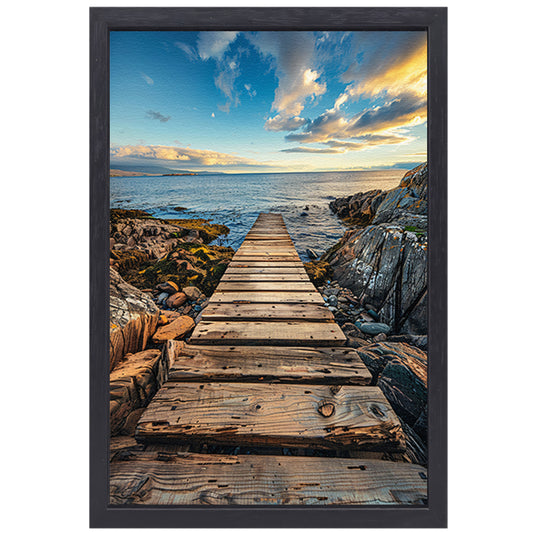 Houten pier bij zonsondergang met dramatische wolken canvas met baklijst
