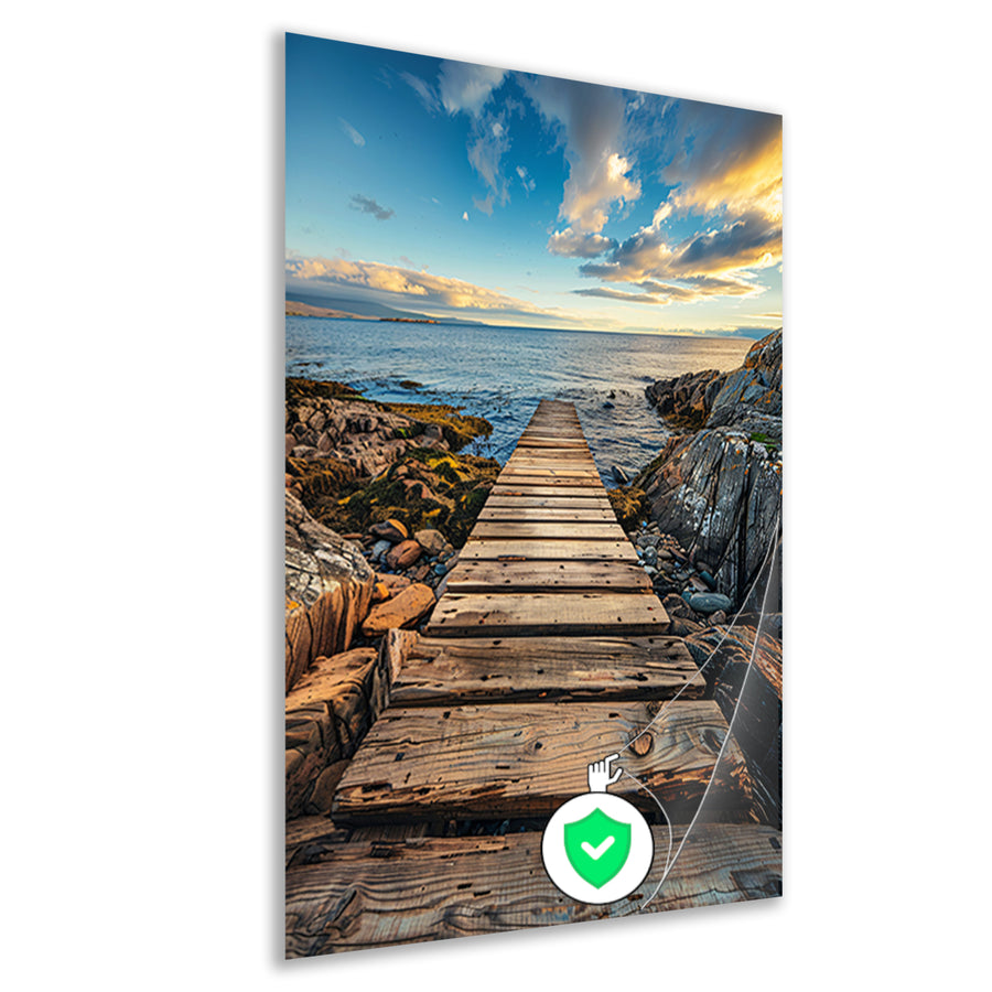 Houten pier bij zonsondergang met dramatische wolken poster
