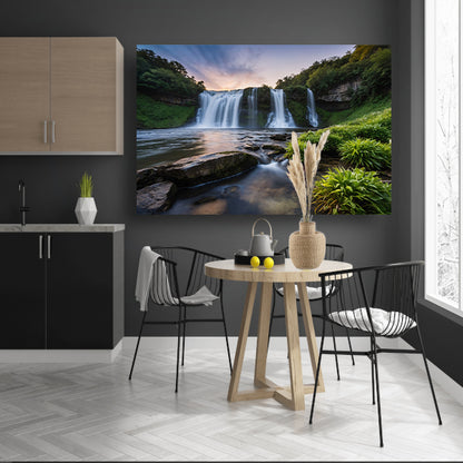 Serene waterval bij zonsondergang poster