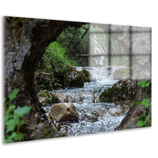 Rivier door een natuurlijk venster acrylglas