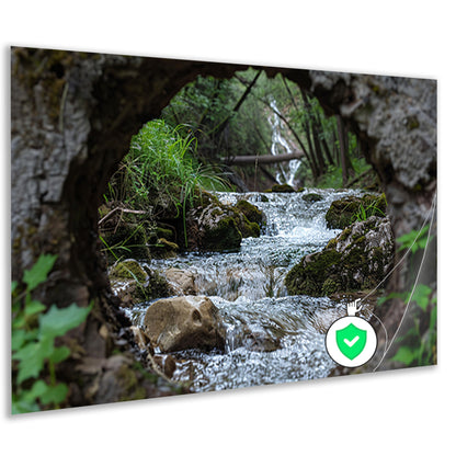 Rivier door een natuurlijk venster poster