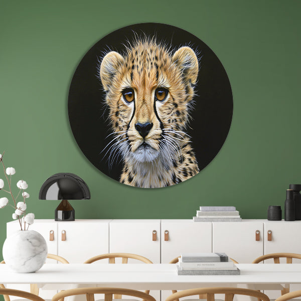 Realistisch schilderij van jonge cheeta aluminium muurcirkel