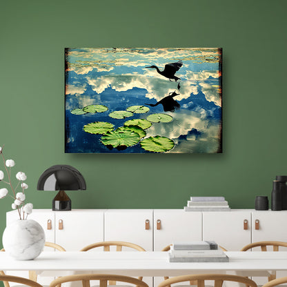 Vogel boven water met reflectie  poster