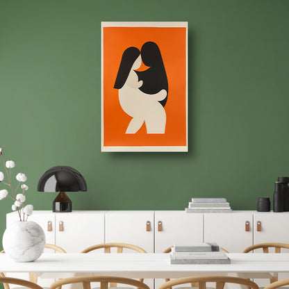 Minimalistische omhelzing in oranje canvas