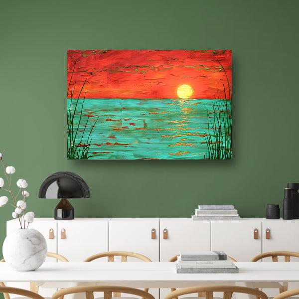 Kleurrijke zonsondergang boven kalm water schilderij poster