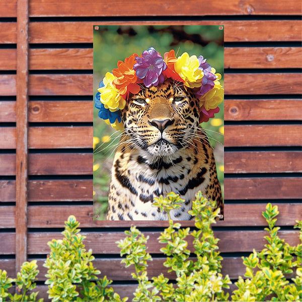 Kleurrijke Leopard met Bloemenkrans Portret tuinposter