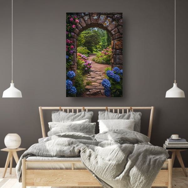 Stenen boog uitzicht op bloeiende tuin poster