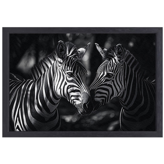 Twee zebras in zwart-wit bosfoto canvas met baklijst