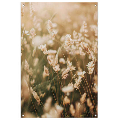 Beige Bloemen in het Veld tuinposter