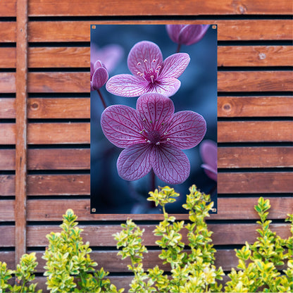 Close-up van roze bloemen in zacht licht tuinposter