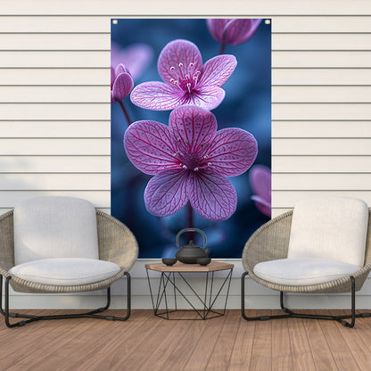 Close-up van roze bloemen in zacht licht tuinposter