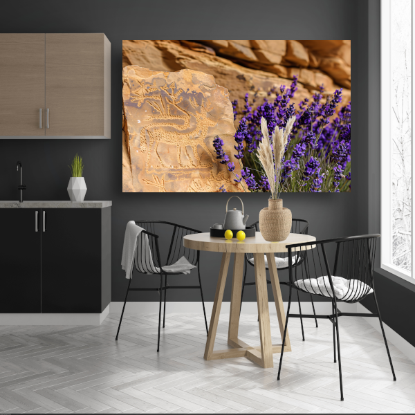 Hert met paarse bloemen gravure canvas