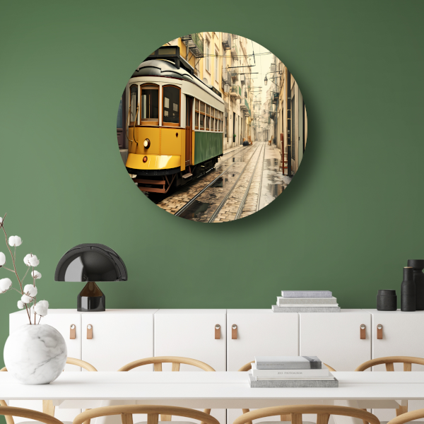 Gele tram op minimalistische rails aluminium muurcirkel