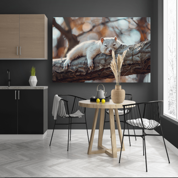 Eekhoorn rustend op herfsttak canvas