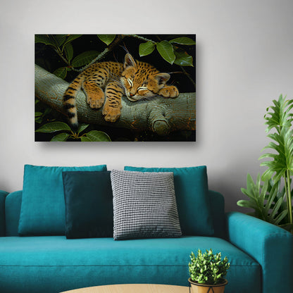 Slapende wilde kat op boomtak poster