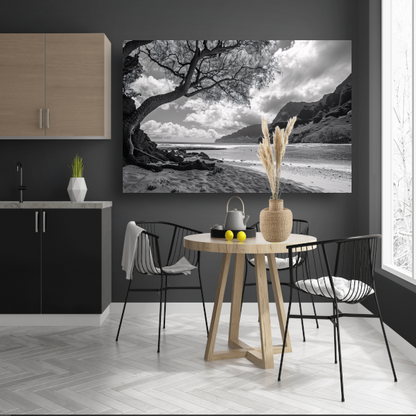 Eenzame boom op strand canvas