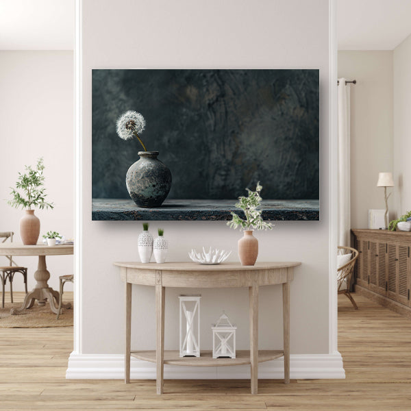 Uitgebloeide paardenbloem in oude vaas canvas