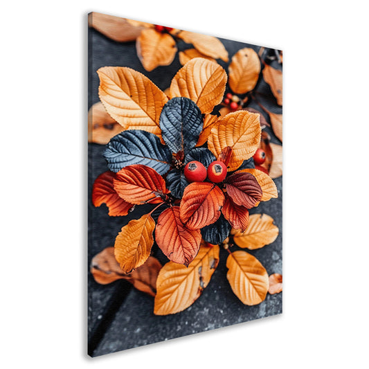 Close-up van rode bessen en herfstbladeren. canvas