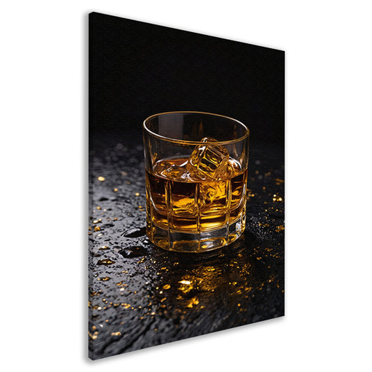 Amber Whisky in Glas met Gouden Accenten canvas