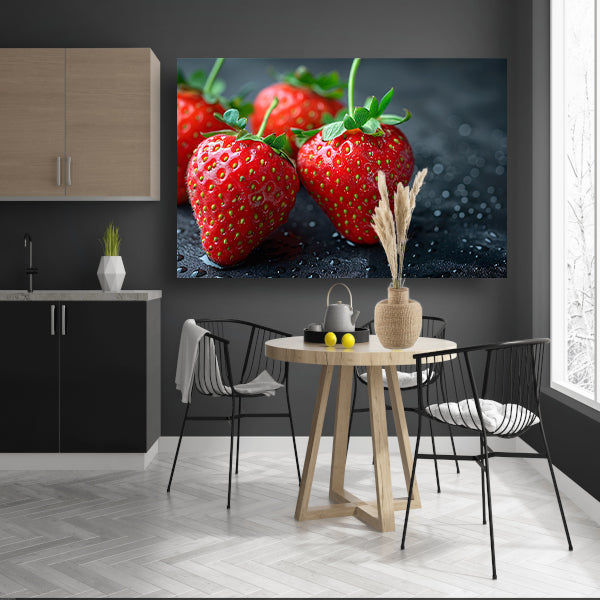 Drie glimmende aardbeien canvas met baklijst