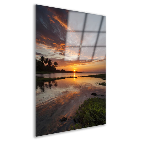 Adembenemende zonsondergang weerspiegeld in water acrylglas