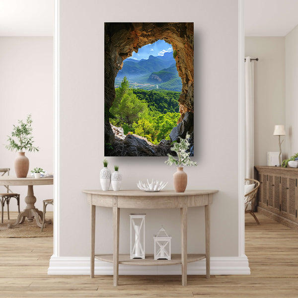 Berglandschap gezien vanuit een grot poster