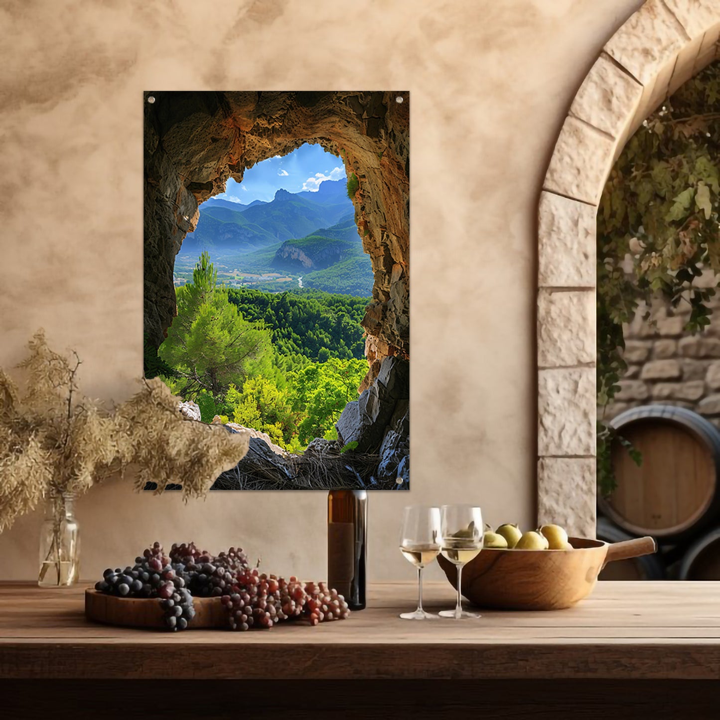 Berglandschap gezien vanuit een grot tuinposter