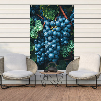 Close-up van Dauwdruppels op Druiven tuinposter