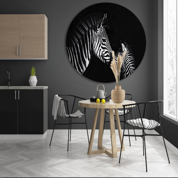Zebra en jong in zwart-wit foto forex muurcirkel