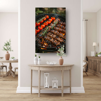 Gegrild vlees en tomaten op barbecue canvas met baklijst
