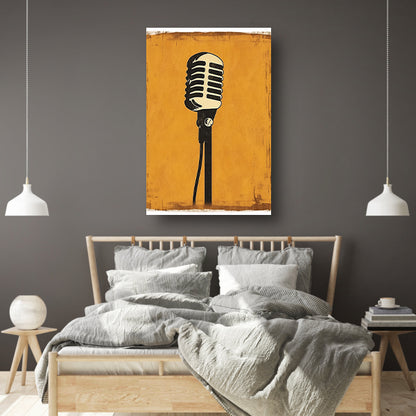 Vintage Microfoon in Art Deco Stijl op Gele Achtergrond canvas