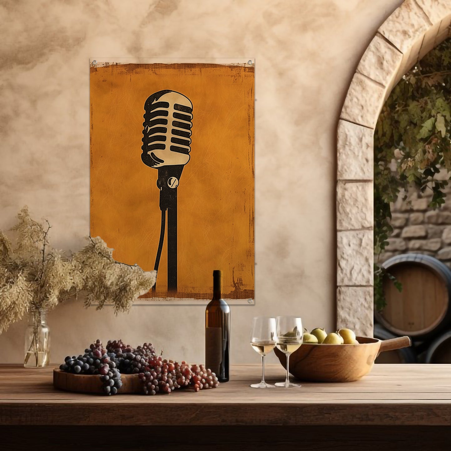 Vintage Microfoon in Art Deco Stijl op Gele Achtergrond tuinposter