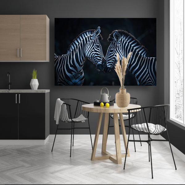 Twee zebra’s in donkere omgeving canvas met baklijst