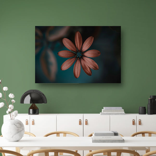 Gedetailleerde bloem met minimalistische uitstraling canvas