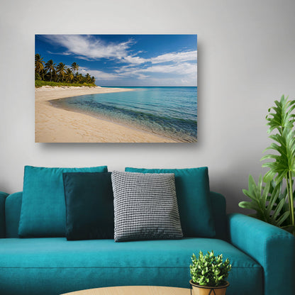 Tropisch strand met palmbomen en helder water canvas