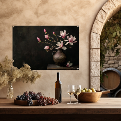 Antieke Vaas met Bloeiende Magnolia Tak tuinposter